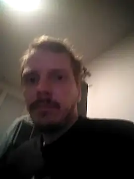 Snapshot of Vlasta23 chatting on February 24, 3:18 am Vlasta23 online show from February 24, 3:18 am