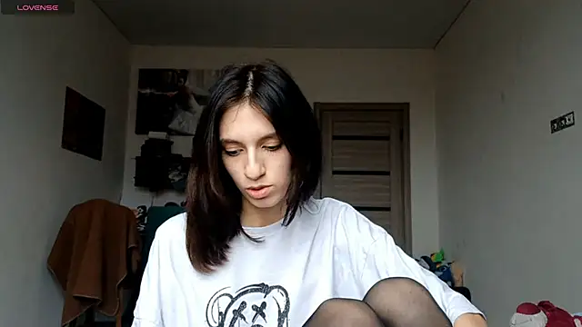 KennaElse online show from December 1, 7:53 am