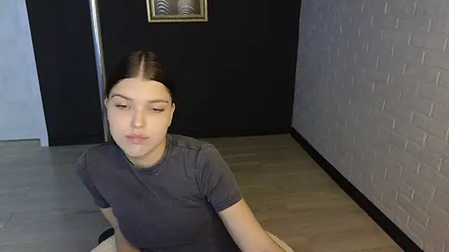 Sierra Maddison online show from November 25, 6:14 am