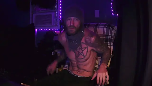 KingCole2390 online show from February 4, 5:24 am