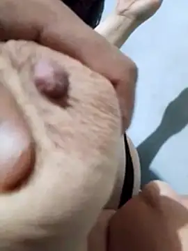 paoandjoe1010 online show from November 22, 11:42 am