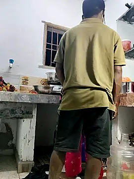 Desicouple1706 online show from January 7, 1:38 pm