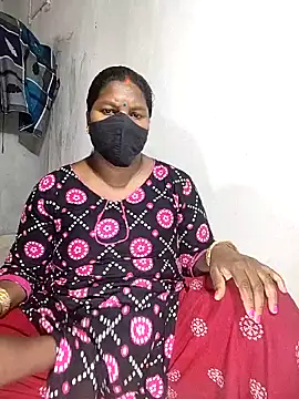 Desicouple1706 online show from April 4, 11:06 am