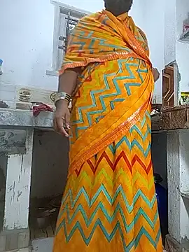 Desicouple1706 online show from January 11, 4:36 pm