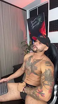 NikoHank online show from December 18, 8:30 am