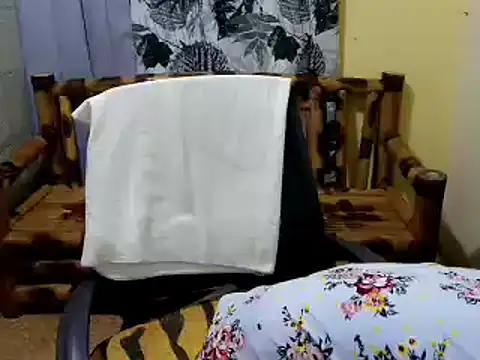 lovelyxmorena online show from February 7, 1:19 pm