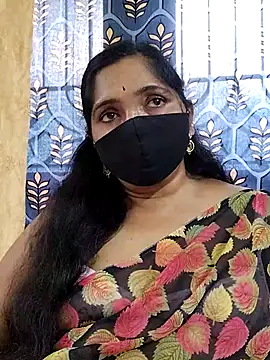 Snapshot of Soni-queen chatting on November 22, 7:07 am Soni-queen online show from November 22, 7:07 am