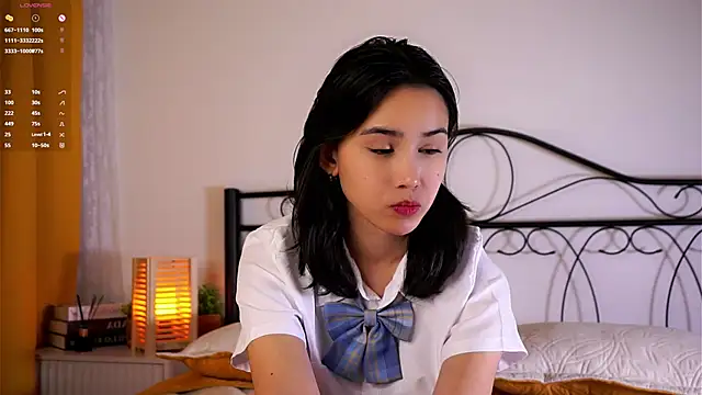 StaciaBratz online show from November 30, 7:25 pm