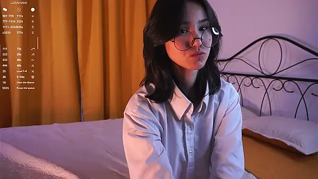 StaciaBratz online show from November 21, 7:02 pm