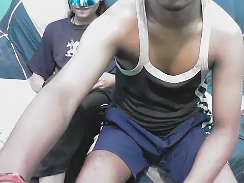 Snapshot of hello_baby01 chatting on February 22, 4:52 pm hello baby01 online show from February 22, 4:52 pm