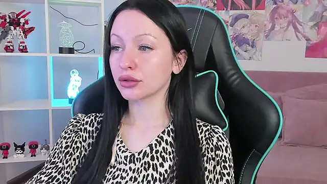 NaomiBlakes online show from January 8, 5:24 am