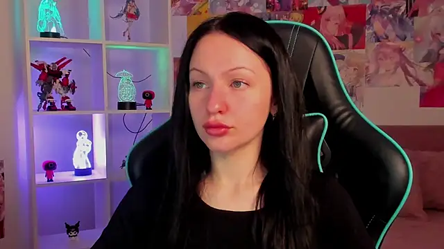 NaomiBlakes online show from February 25, 5:51 am