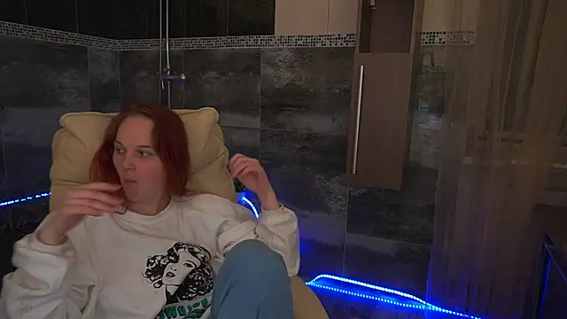 Sun Shine Lola online show from November 24, 2:17 pm