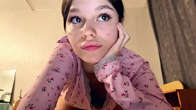 StacieGregoreski online show from November 22, 4:17 pm