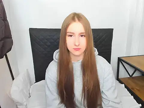 VanessaAmore online show from February 6, 12:01 pm