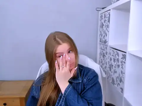 VanessaAmore online show from February 7, 8:55 am