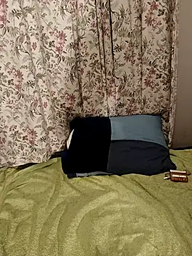 Susiee Redd online show from December 21, 2:41 pm