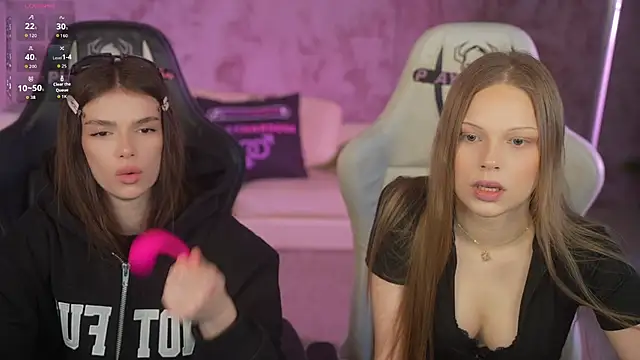 Charlotte Dreams online show from April 27, 2:48 pm