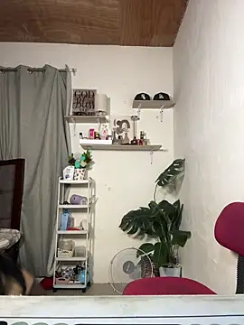 hottestlexie03 online show from March 25, 1:39 am