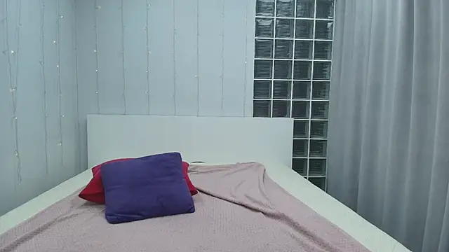 Brightly Heizer online show from May 29, 12:27 am