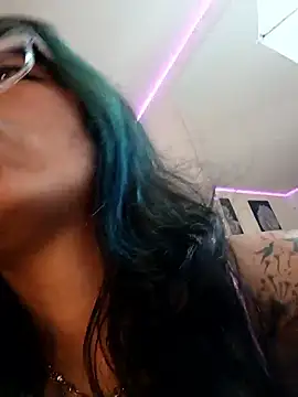 SamathaMay online show from March 10, 1:04 pm