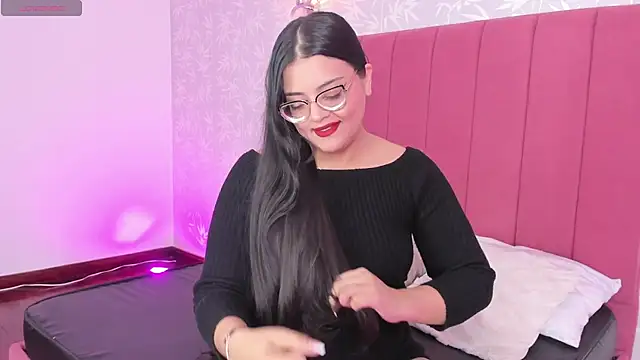 ScarlettWhitmore online show from November 22, 4:11 am