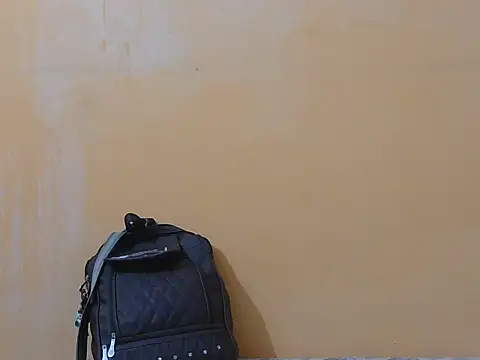 Honey Baby1 online show from January 8, 5:46 am