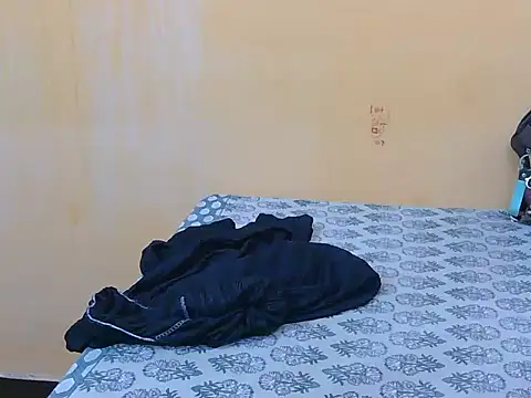 Honey Baby1 online show from March 17, 5:32 am