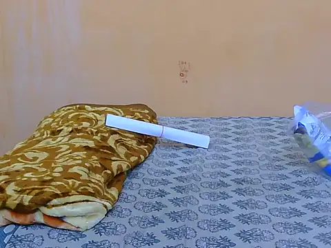 Honey Baby1 online show from February 20, 6:19 am