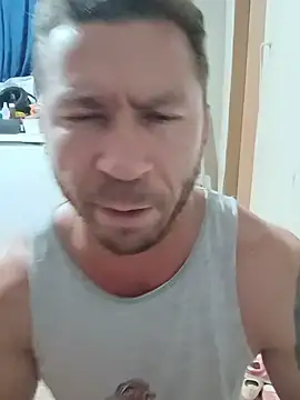 Snapshot of RobertoLuiz84 chatting on June 28, 10:27 pm RobertoLuiz84 online show from June 28, 10:27 pm