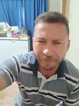 Snapshot of RobertoLuiz84 chatting on July 19, 4:48 pm RobertoLuiz84 online show from July 19, 4:48 pm