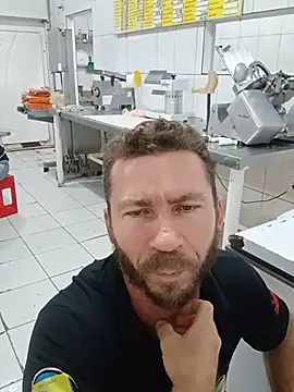 RobertoLuiz84 online show from May 13, 4:47 pm