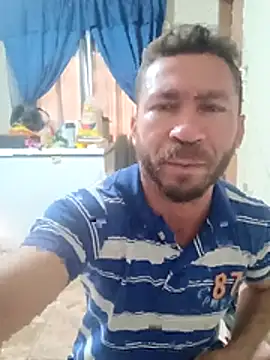 RobertoLuiz84 online show from May 4, 6:00 pm