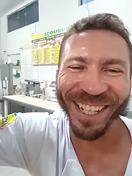 RobertoLuiz84 online show from March 7, 4:34 pm