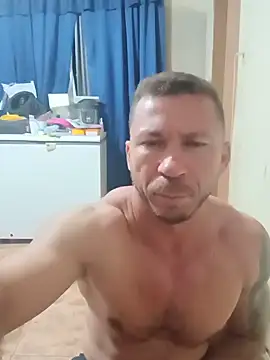 Snapshot of RobertoLuiz84 chatting on July 15, 2:29 am RobertoLuiz84 online show from July 15, 2:29 am
