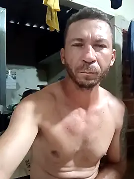 RobertoLuiz84 online show from February 22, 9:38 pm