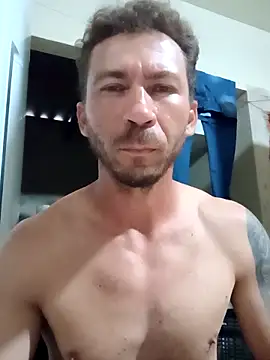 RobertoLuiz84 online show from February 2, 6:51 pm