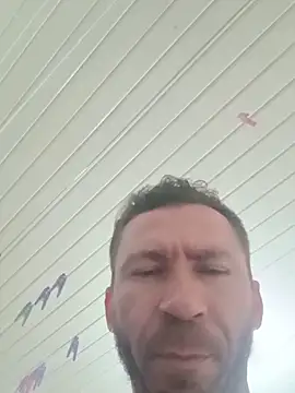 RobertoLuiz84 online show from May 16, 8:41 pm