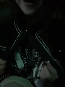 Queen-of-Love online show from January 13, 9:19 pm