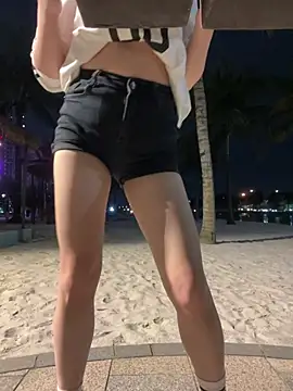 Queen-of-Love online show from March 13, 11:37 am