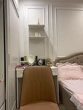 Queen-of-Love online show from May 22, 3:21 pm