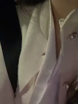 Queen-of-Love online show from January 6, 11:25 am