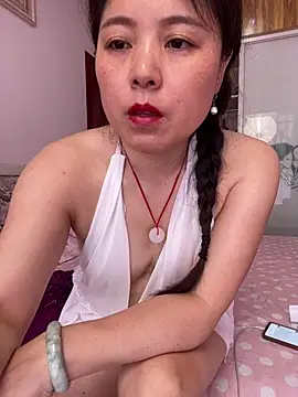tianwei2567 online show from May 30, 1:34 am