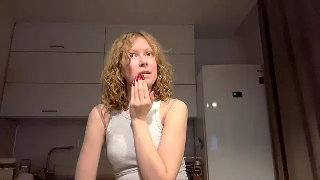 ElfriedaZwack online show from December 3, 4:39 pm