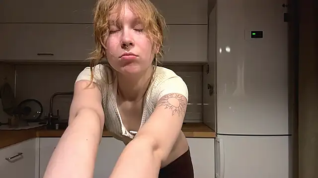 ElfriedaZwack online show from April 8, 4:19 pm