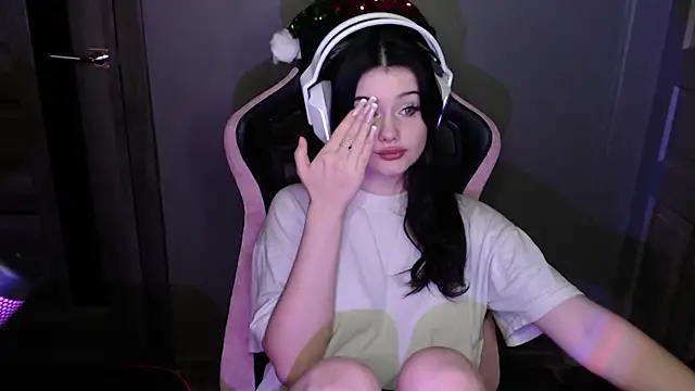 Moon raven online show from January 8, 12:27 am