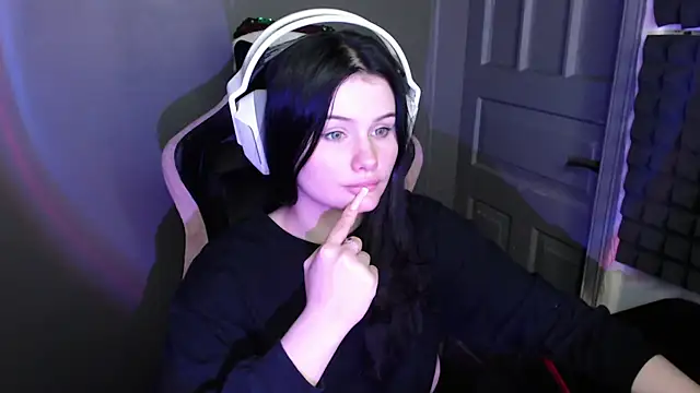 Moon raven online show from January 18, 9:51 pm