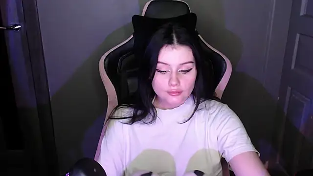 Moon raven online show from February 16, 11:02 pm