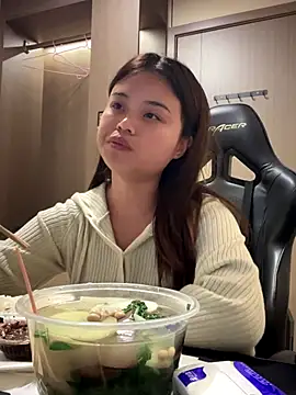 Toffee-00 online show from December 20, 6:05 am