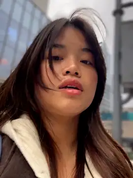 Toffee-00 online show from March 7, 7:04 am